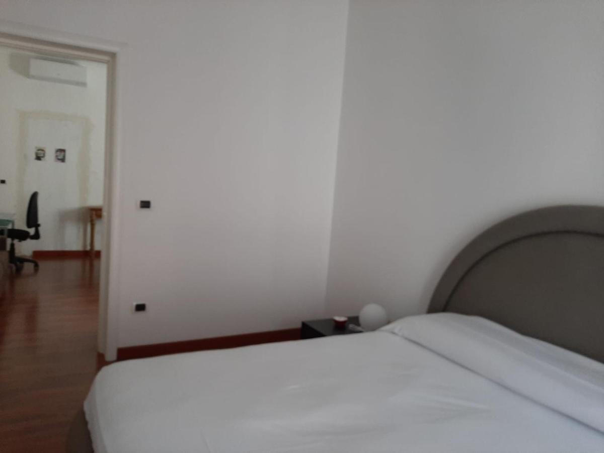 Dimora Sagrado Apartment Lecce Exterior foto